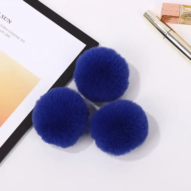 Colorful fluffy soft pompon balls