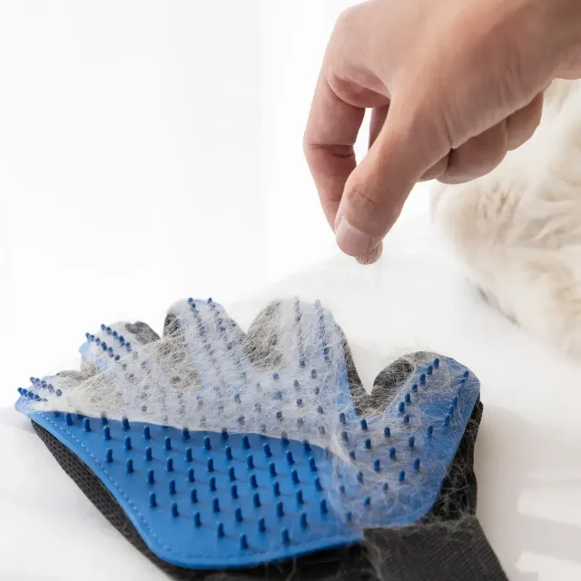 Gloves for cats and dogs - Cleaning and massage gloves