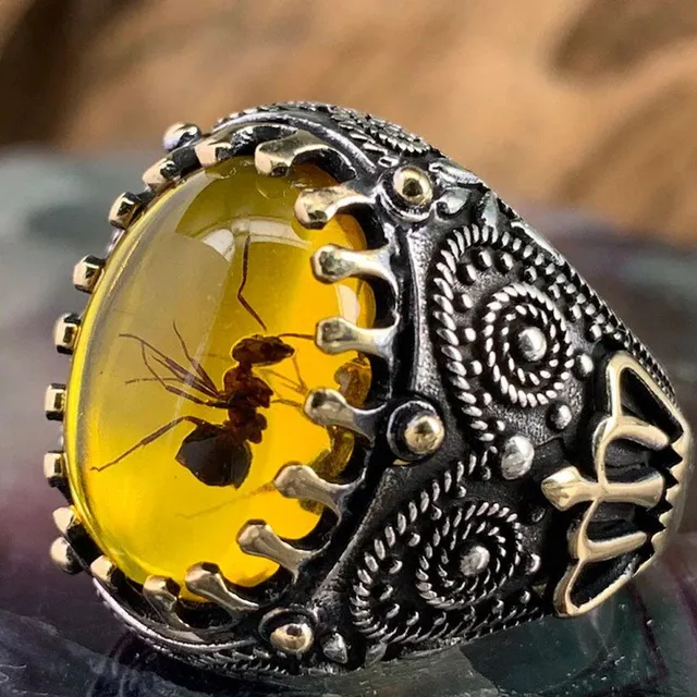 Bague vintage robuste pour homme avec pierre