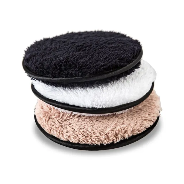 Double-sided make-up remover sponge