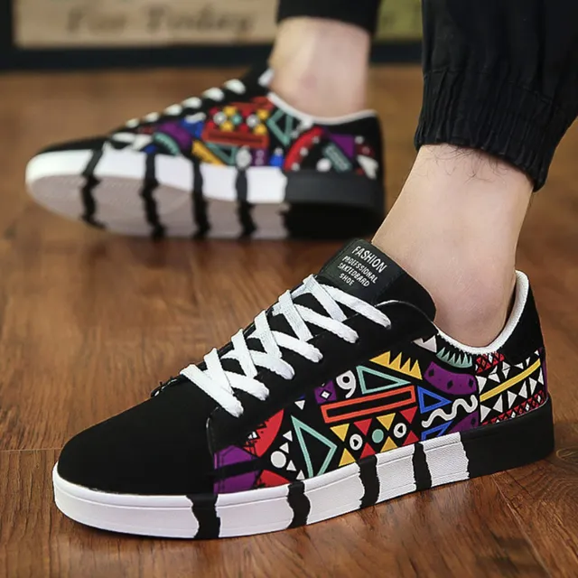 Men's trendy skateboard shoes, comfortable anti-slip sneakers in casual style for outdoor activities