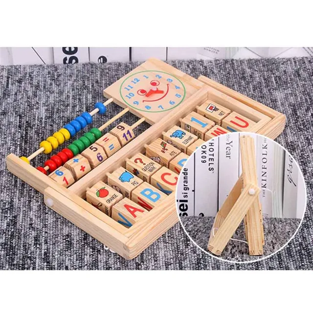 Children's wooden calculating machine