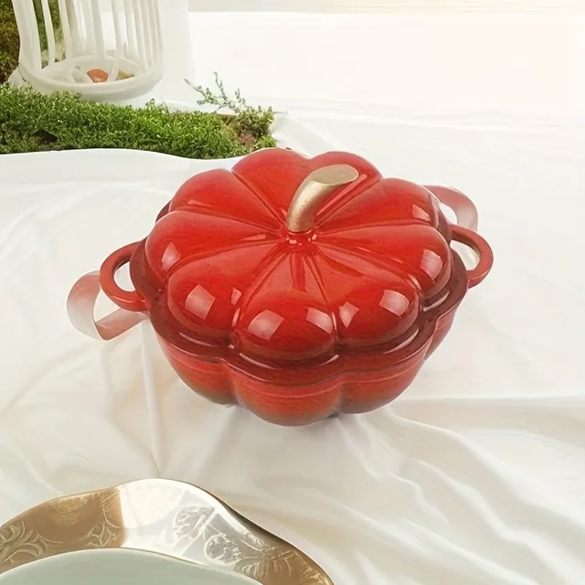 A versatile cast-iron pumpkin pot for all types of stoves