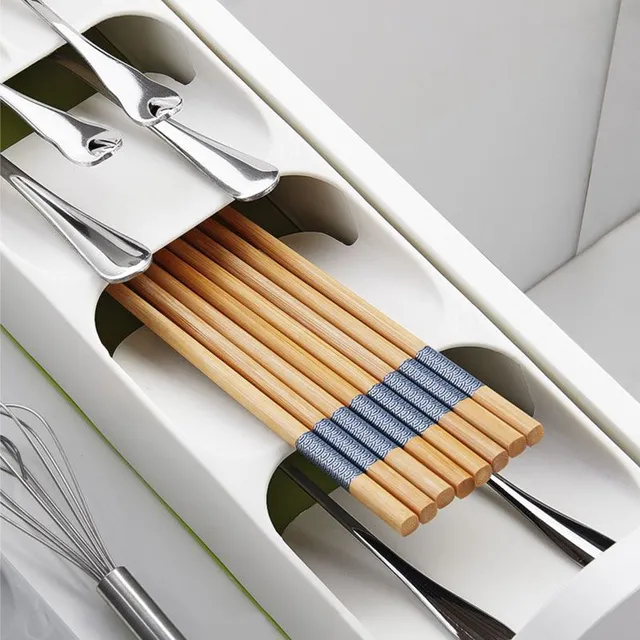 Cutlery organiser