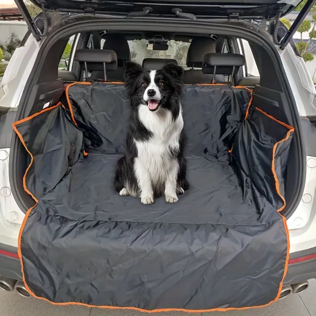 Waterproof and dirt-resistant and scratching case pad for pets - for SUVs and passenger cars