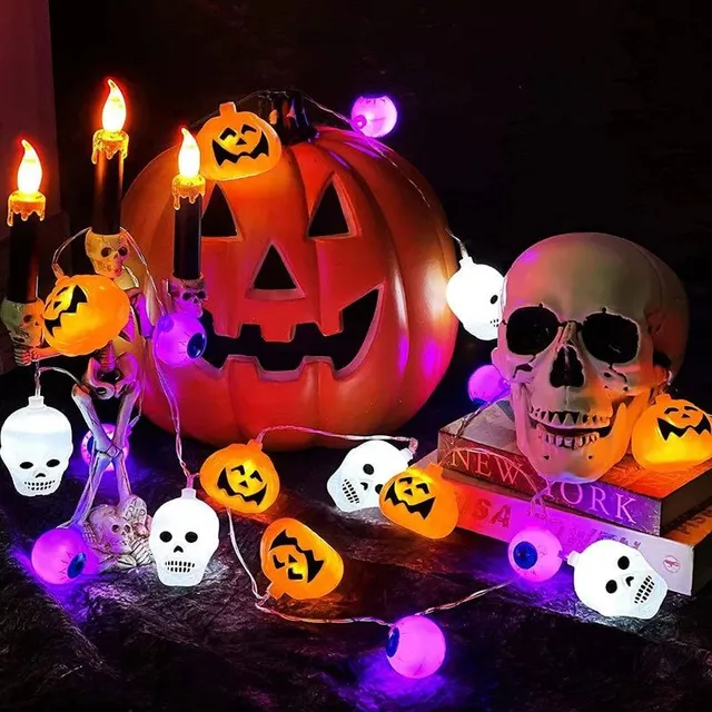 Ghirlandă luminată cu motive de dovleci, fantome, schelete și lilieci cu lumini LED - Frumoasă decorațiune de Halloween pentru casă