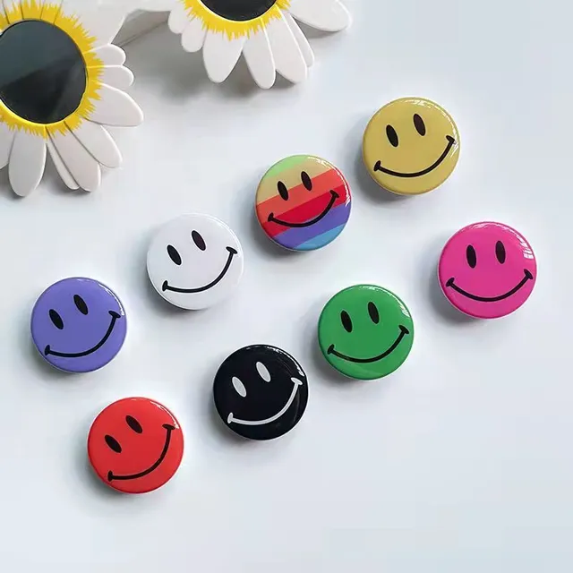 Practical round PopSockets holder Smile