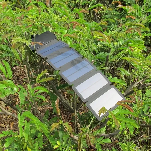 Foldable solar charger 5V 2.1A USB