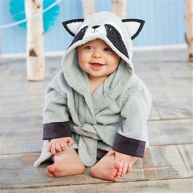 Baby bathrobe with hood and motifs of animals 4