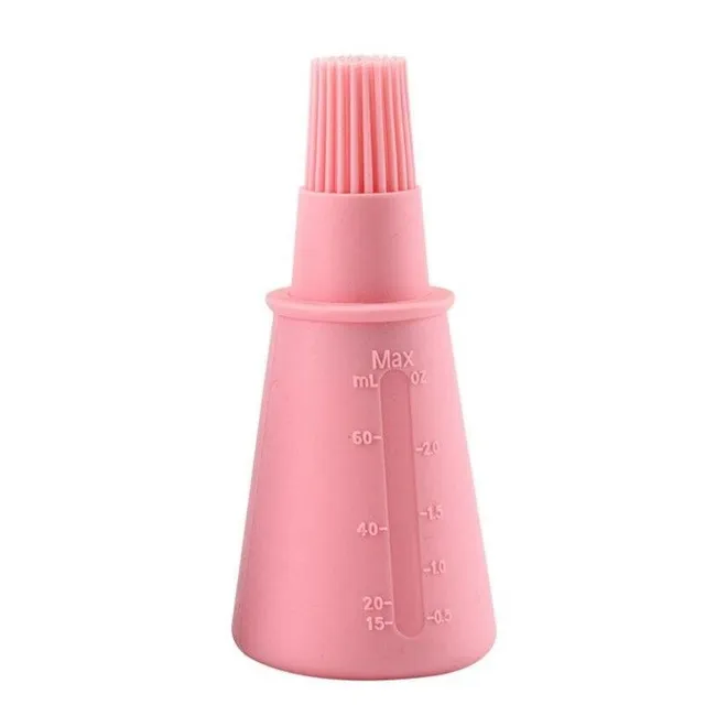 Silicone brush with oil container