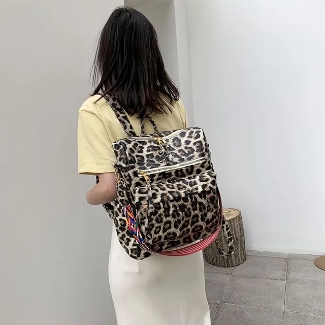 Rucsac-geantă pentru femei 2 în 1 cu model leopard, ideal pentru călătorii și școală