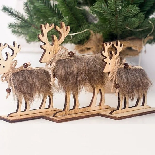 Wooden decorative reindeer