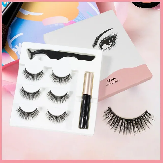 Magnetic eyelashes and eyeliner set