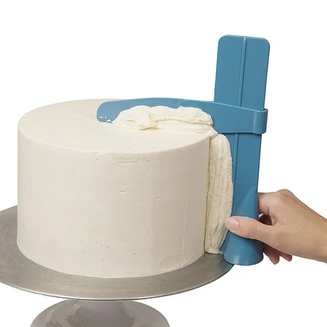 Cake Smoothing Aid
