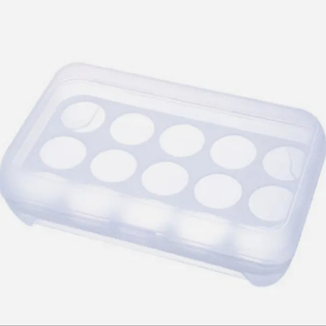 Plastic box for 15 eggs