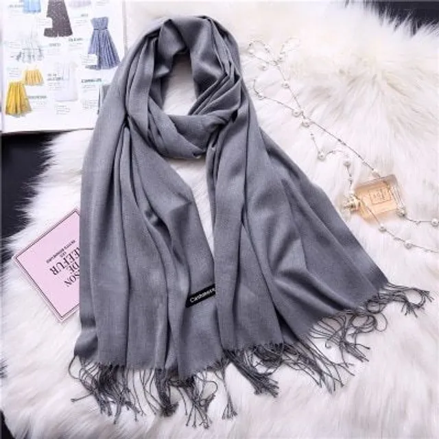 Stylish unisex cashmere scarf