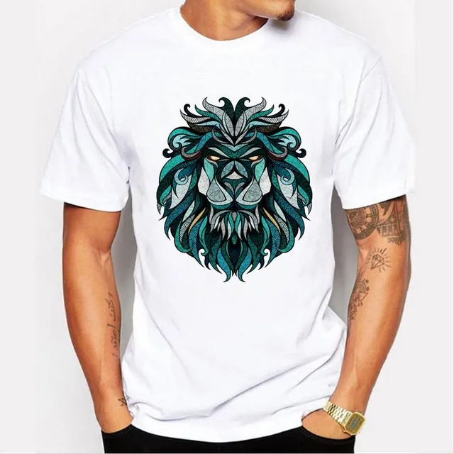 Men's stylish T-shirt with a lion print