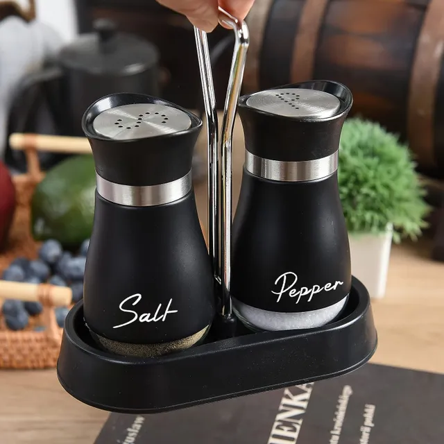 Practical salt and pepper in set 2 pieces - stylish supplement to the kitchen