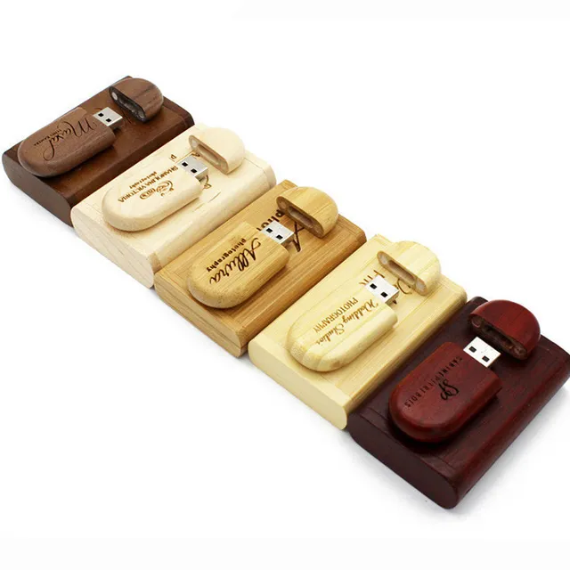 Stick USB din lemn într-o frumoasă cutie - mai multe variante