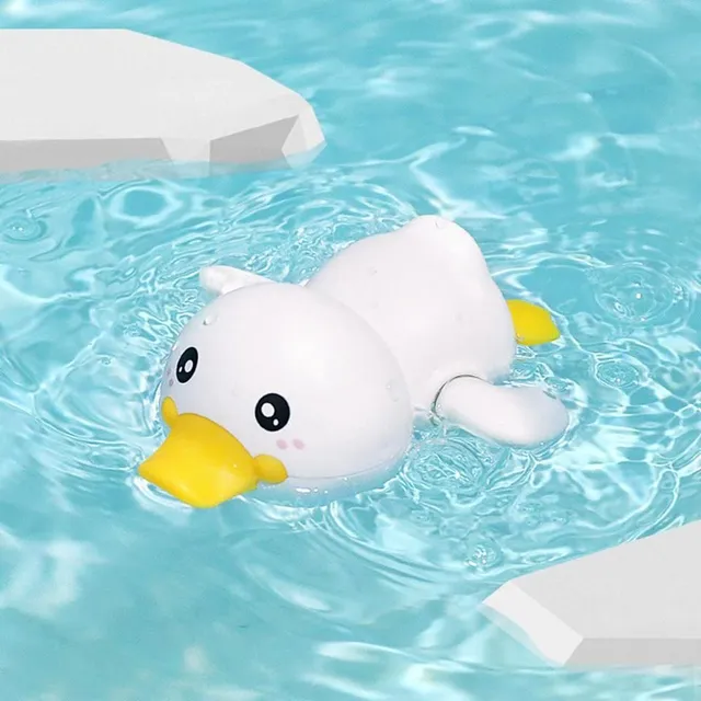 Słodkie pływające kaczki dla dzieci w wannie