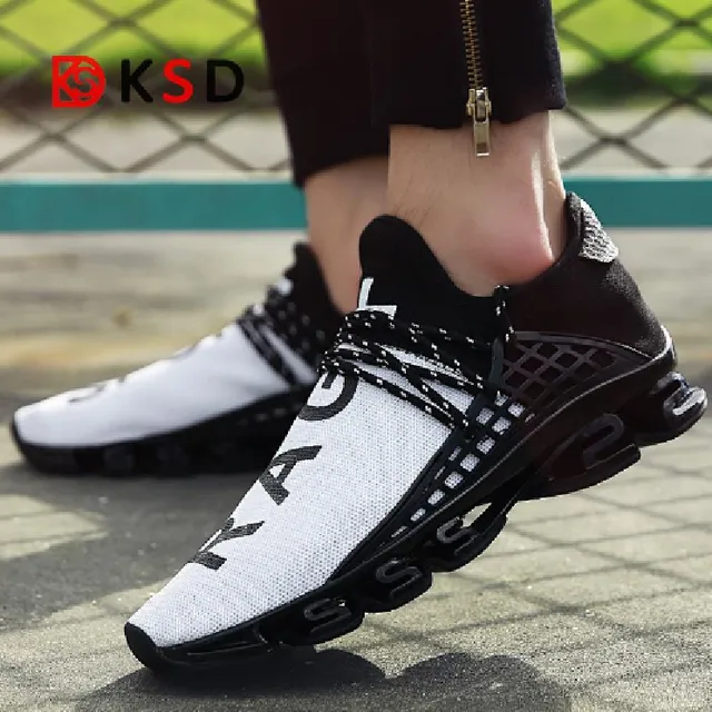 Sports jogging shoes