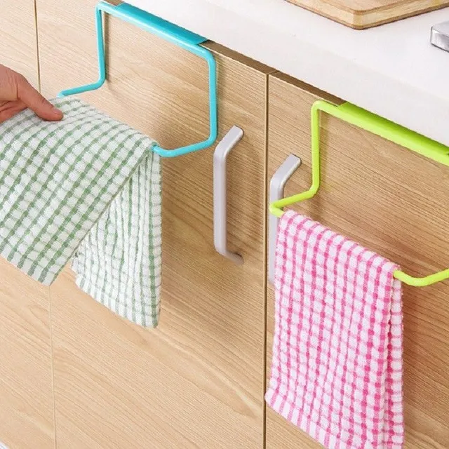 Towel hanger