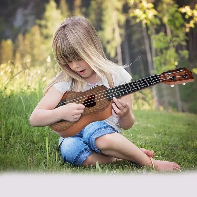 Gyermek ukulele Cp83 - 3 színben