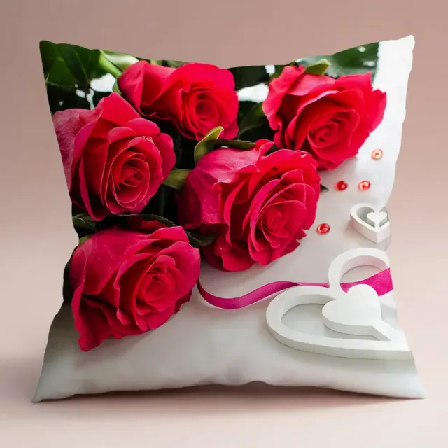 Gentle pillowcase with flower motif 45 x 45 cm