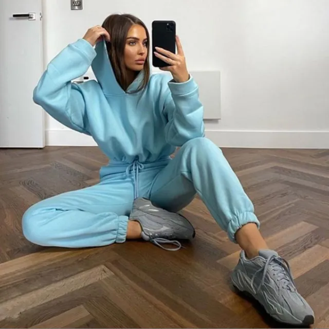 Women's tracksuit