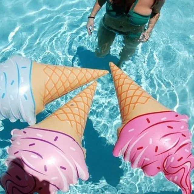 Stylish inflatable spinning pool ice cream - several colour options