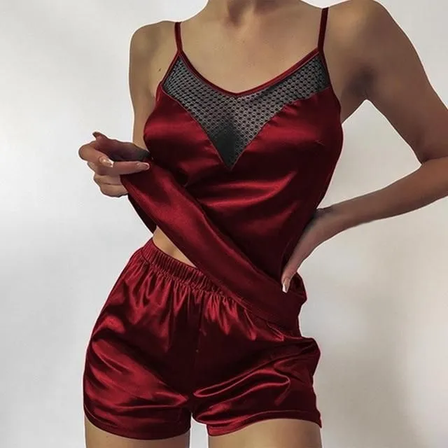 Pijama sexy din satin pentru femei