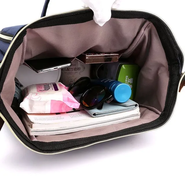 Practical changing bag for mothers