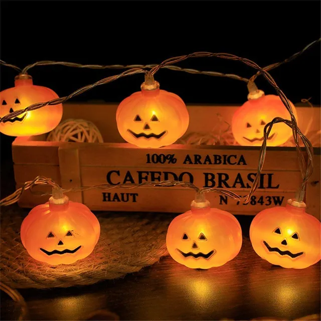 Light chain with motifs of pumpkins, ghosts, skeletons and bats with LED lights - Beautiful Halloween decoration for home