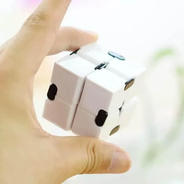 Magic anti-stress cube m