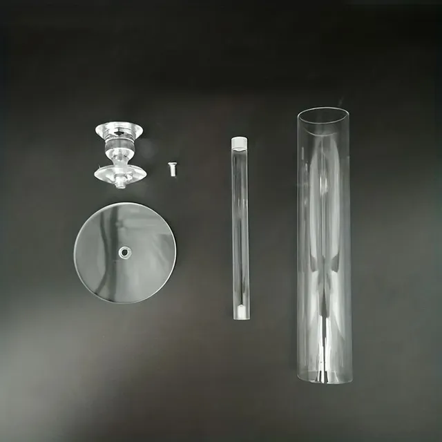 3 elegantné akrylové svietniky na plávajúcich sviečkach