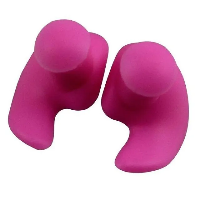 Becki swimming plugs