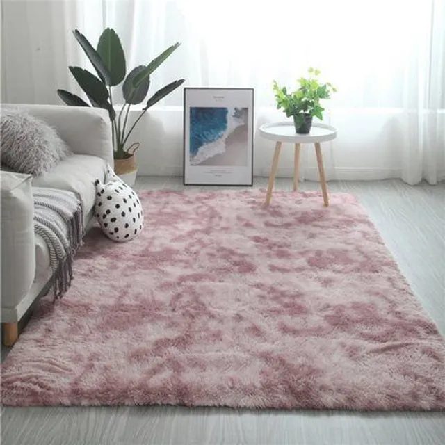 Nádherný mäkučký koberec
