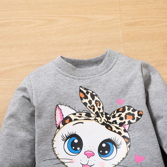 Children's two-piece cotton pajamas with long sleeve and a cat with big eyes for girls