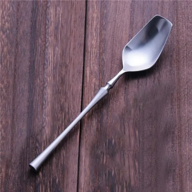 Modern cutlery