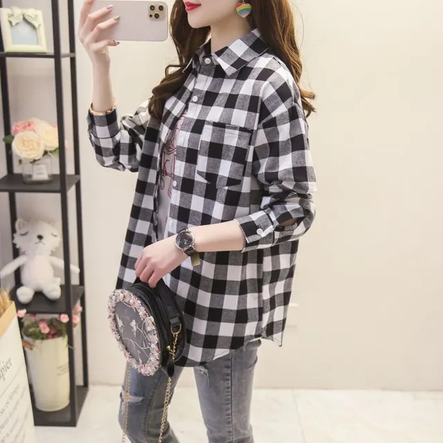 Women's free time flannel shirt with long sleeve