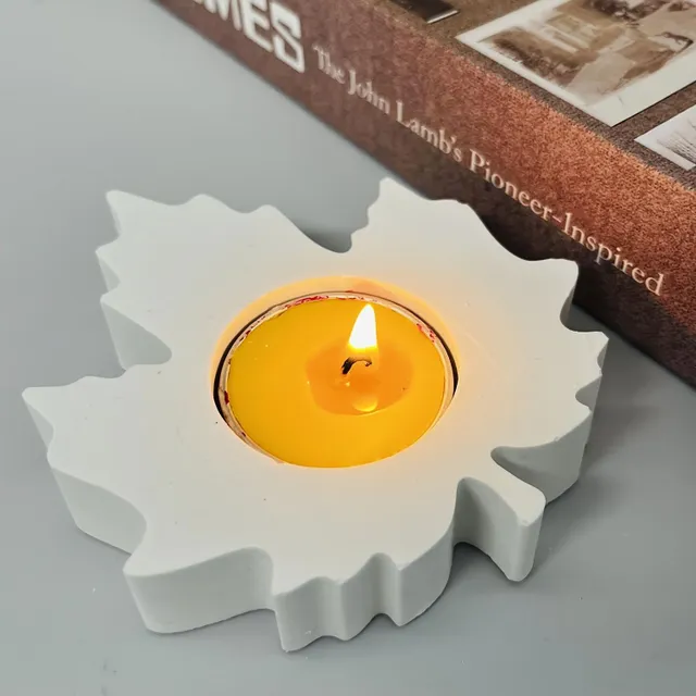 Form on silicone candle in the shape of autumn maple leaf