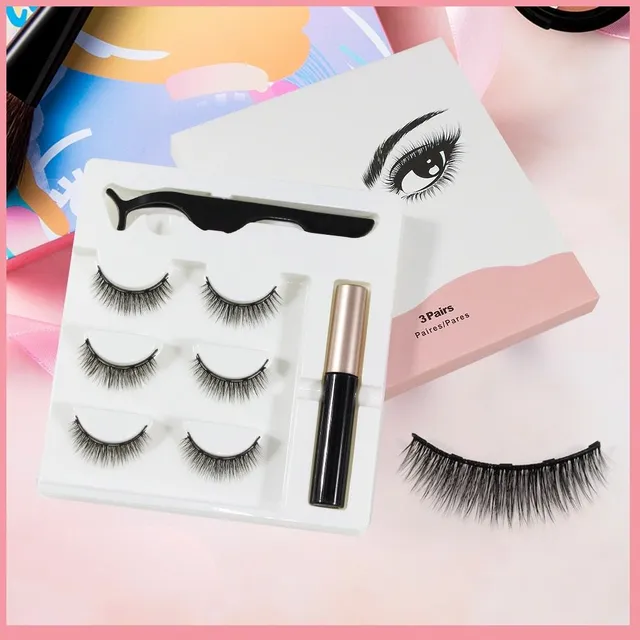 Magnetic eyelashes and eyeliner set