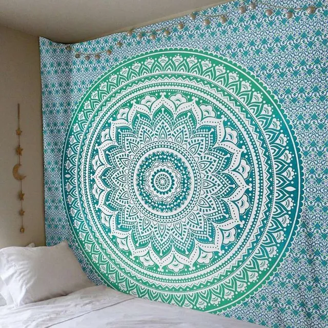 Wall tapestry with mandala Dionala