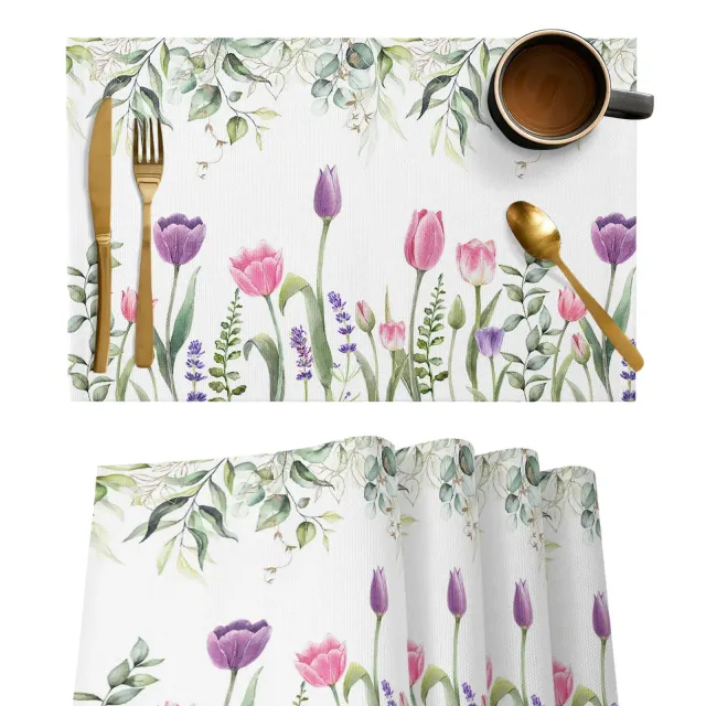 Piękne tkaniny ustawiające na stole z motywem tulipana