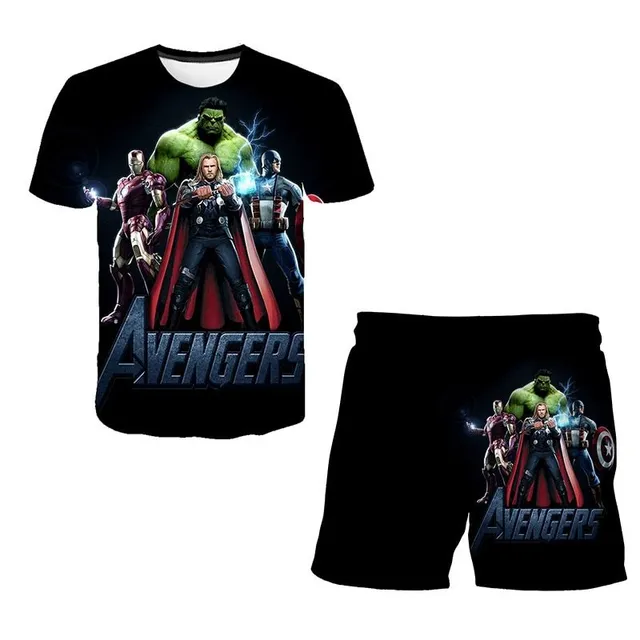 Set sportiv pentru copii cu pantaloni scurți și tricou cu motivul preferat al Avengers Kirby