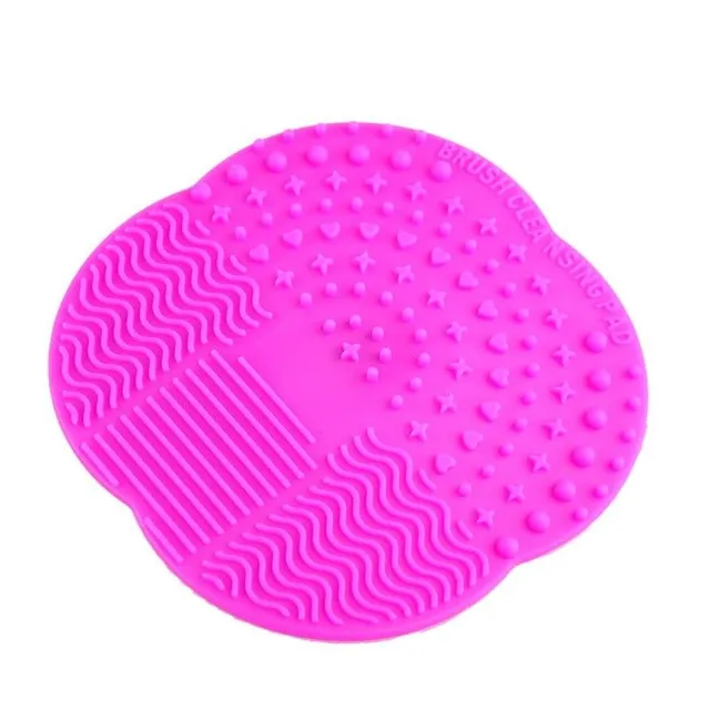 Smaller silicone brush cleaner