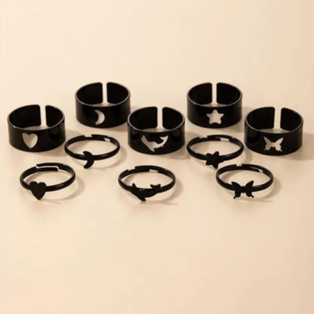 Simple trendy rings for couples