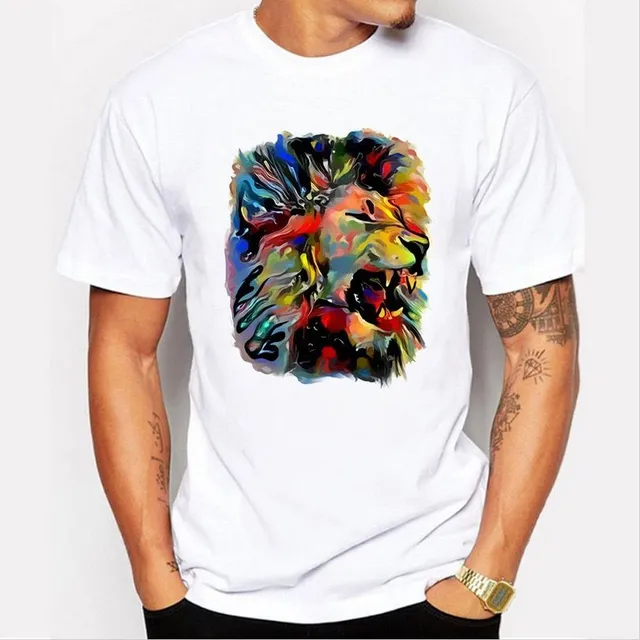 Men's stylish T-shirt with a lion print