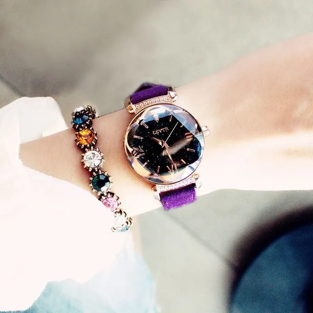 Elegant women's magnetic watch