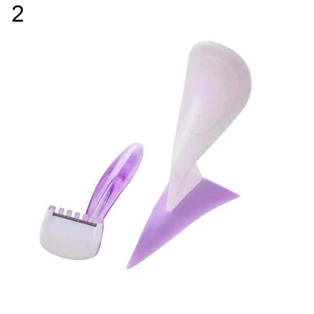 Shaving set for women's private parts